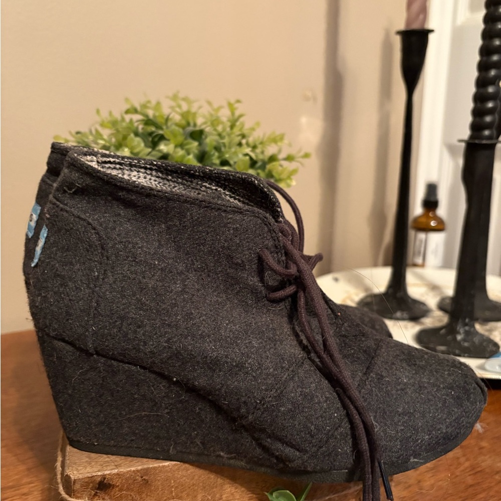 Women's Gray Wedge Ankle Boots